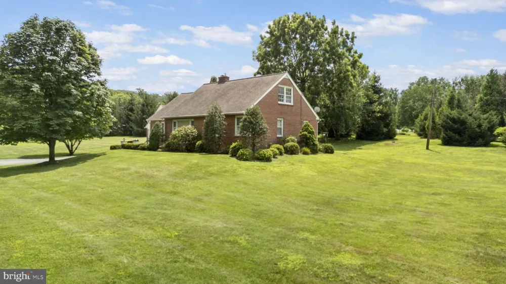 170 OLD STATE ROAD Berwyn, PA 19312