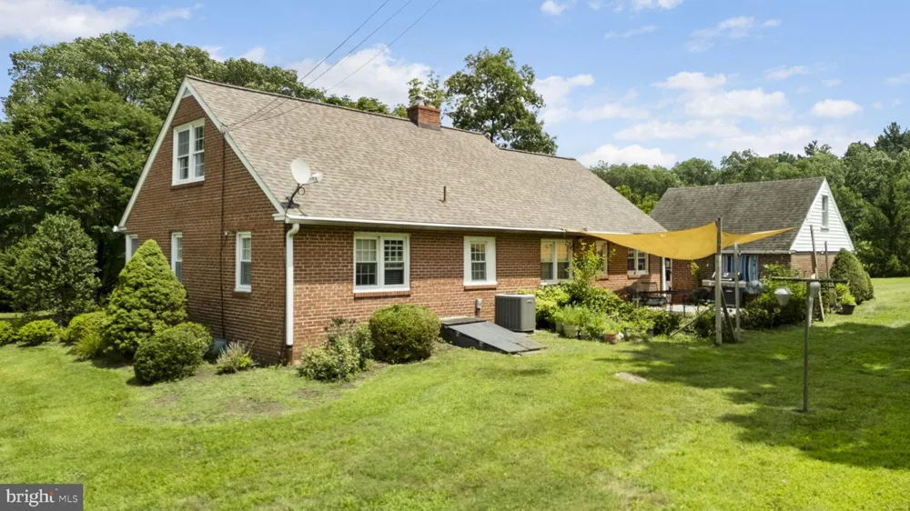 170 OLD STATE ROAD Berwyn, PA 19312