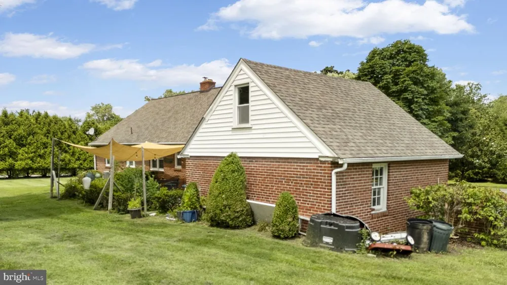 170 OLD STATE ROAD Berwyn, PA 19312