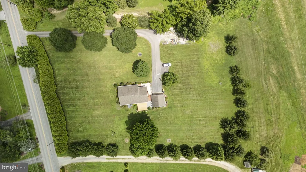170 OLD STATE ROAD Berwyn, PA 19312