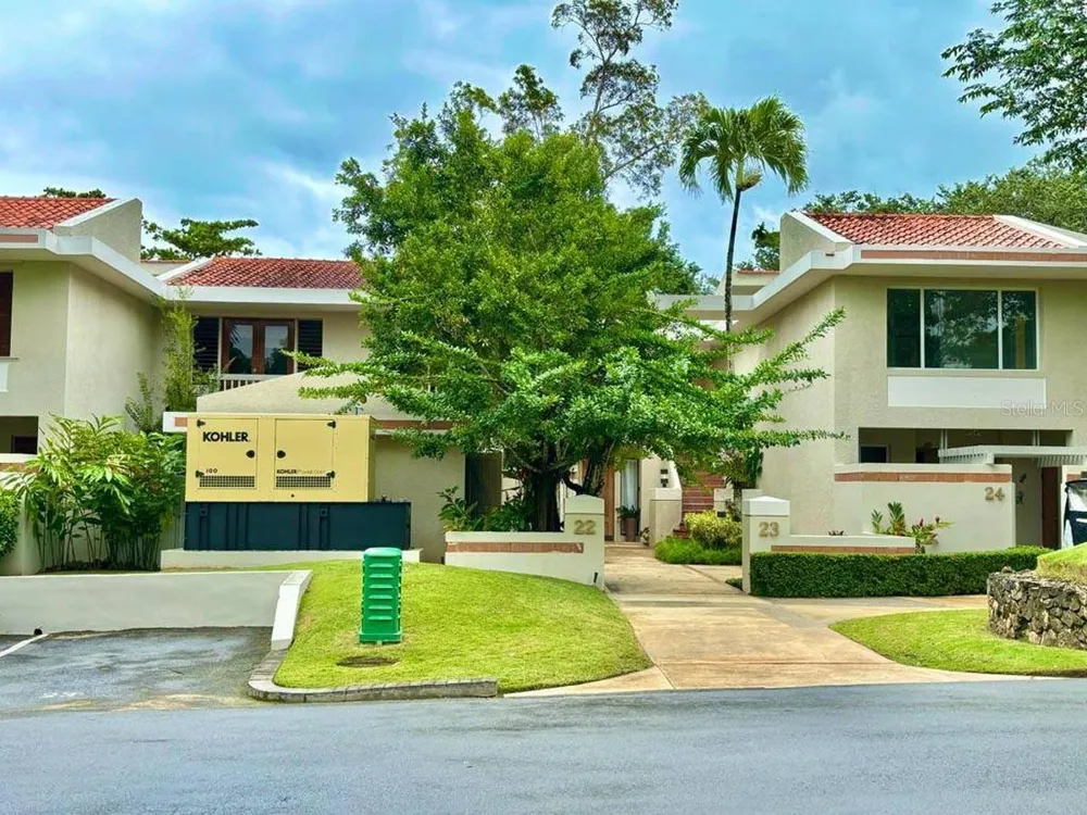 22 FAIRWAYS VILLAGE DR Dorado, PR 00646