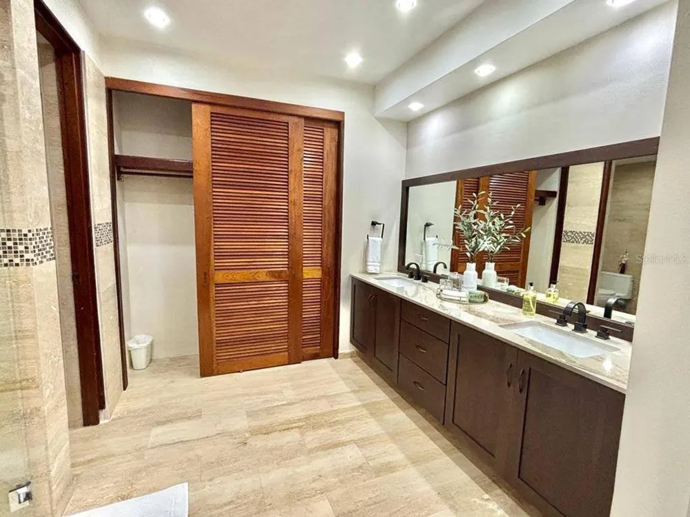 22 FAIRWAYS VILLAGE DR Dorado, PR 00646