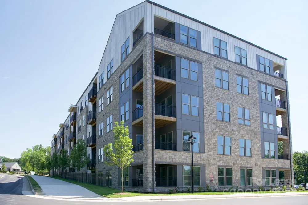 9132 Senator Royall Drive #B1 Charlotte, NC 28262