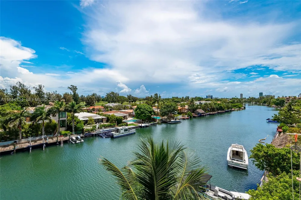 1975 Calais Dr #1 Miami Beach, FL 33141