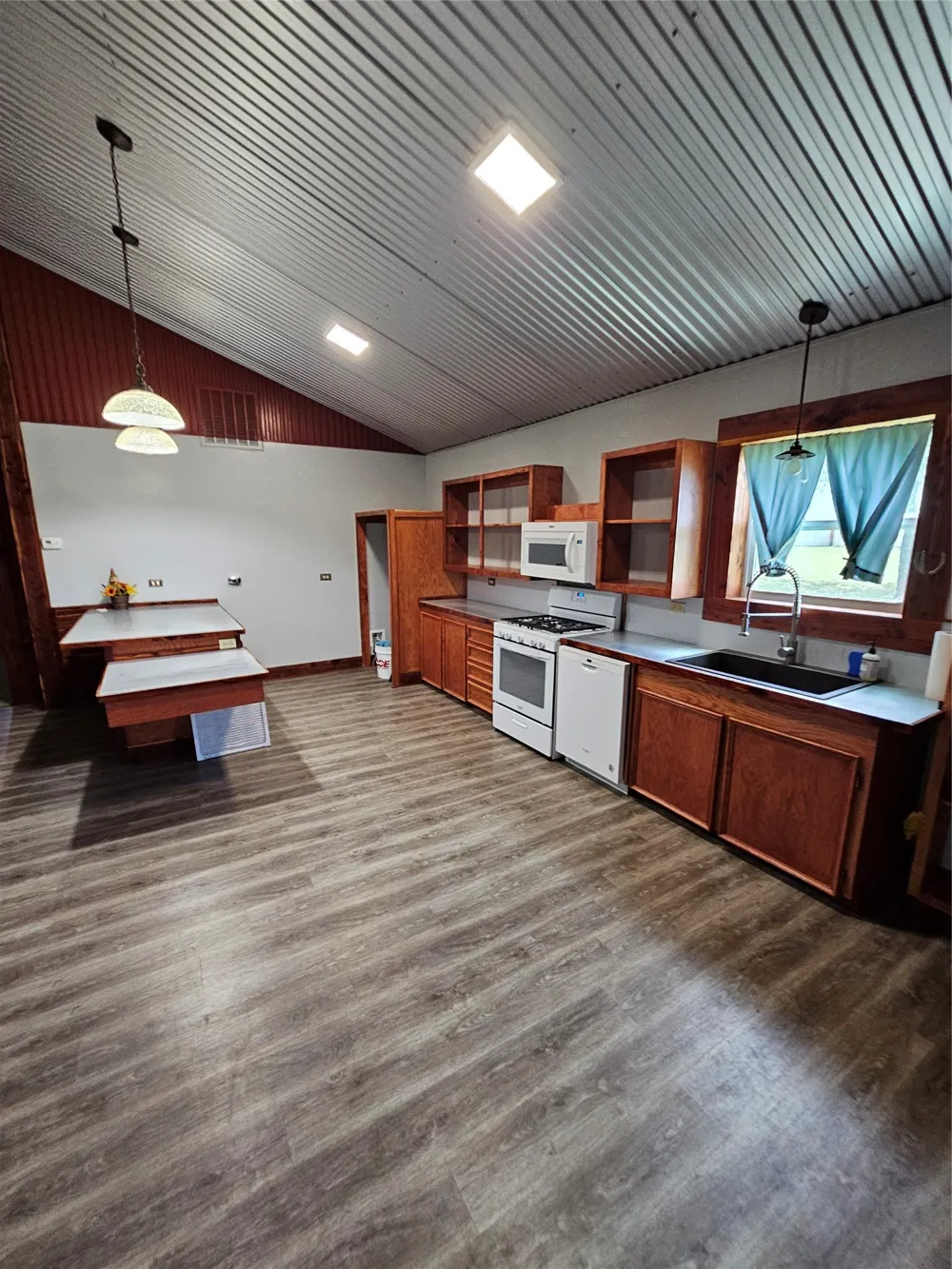 236 Deer Shadow Circle Whitney, TX 76692