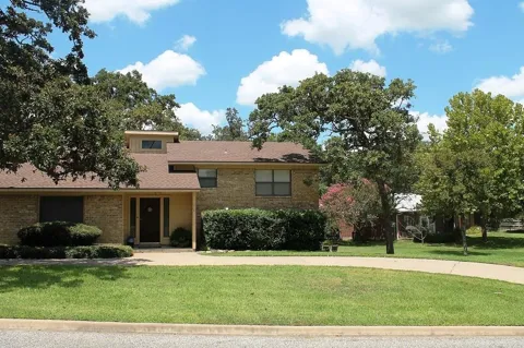 214 Briarwood Drive