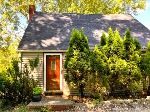 1420 Reo Road