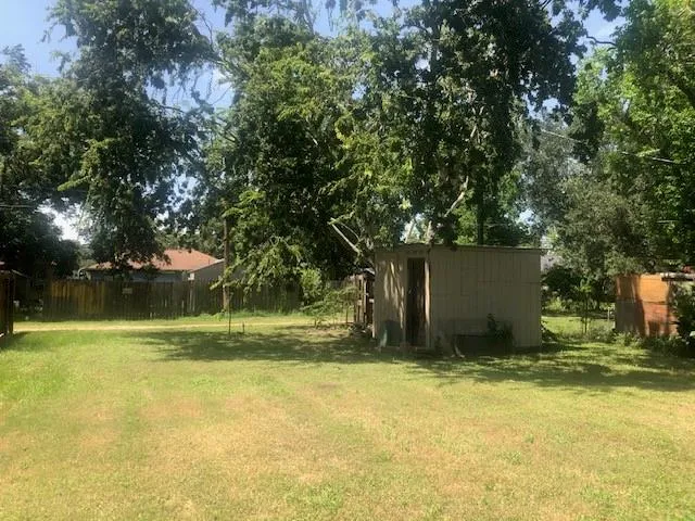603 Lundy Street El Campo, TX 77437
