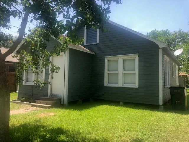 603 Lundy Street El Campo, TX 77437
