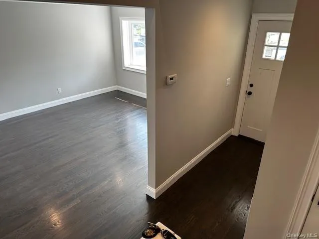 558 Oxford Road Cedarhurst, NY 11516