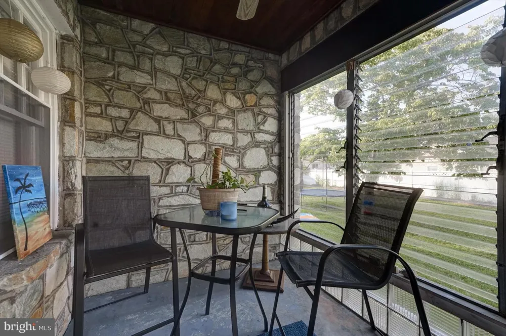 809 OLIVE STREET Florence, NJ 08518