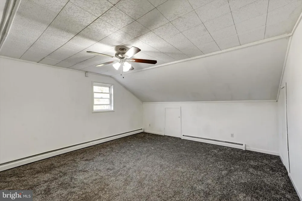 809 OLIVE STREET Florence, NJ 08518