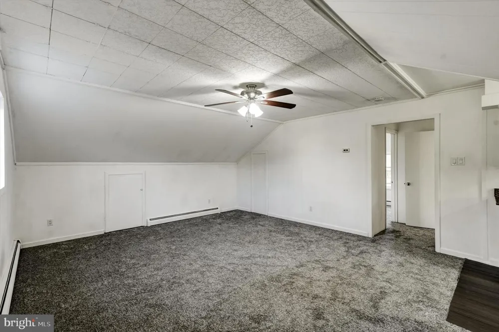 809 OLIVE STREET Florence, NJ 08518