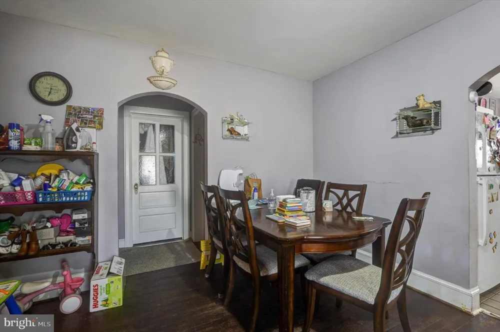809 OLIVE STREET Florence, NJ 08518