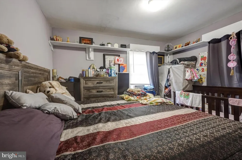 809 OLIVE STREET Florence, NJ 08518