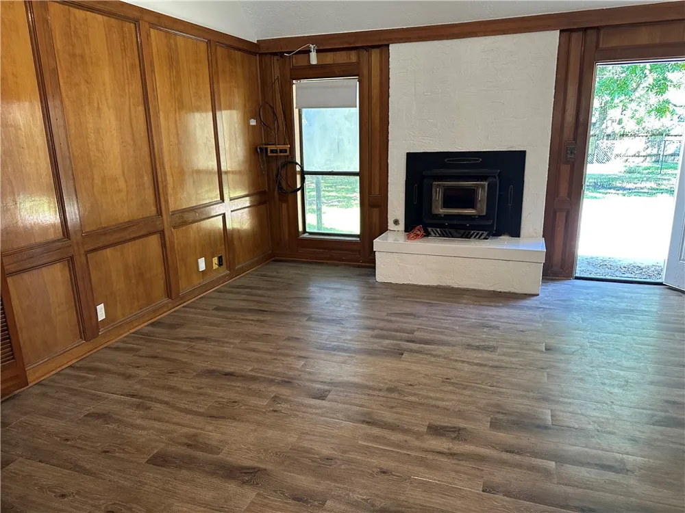 2616 EL CAMINO DR BayCity, TX 77414