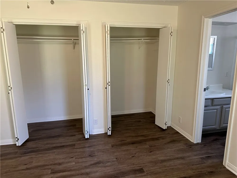 2616 EL CAMINO DR BayCity, TX 77414