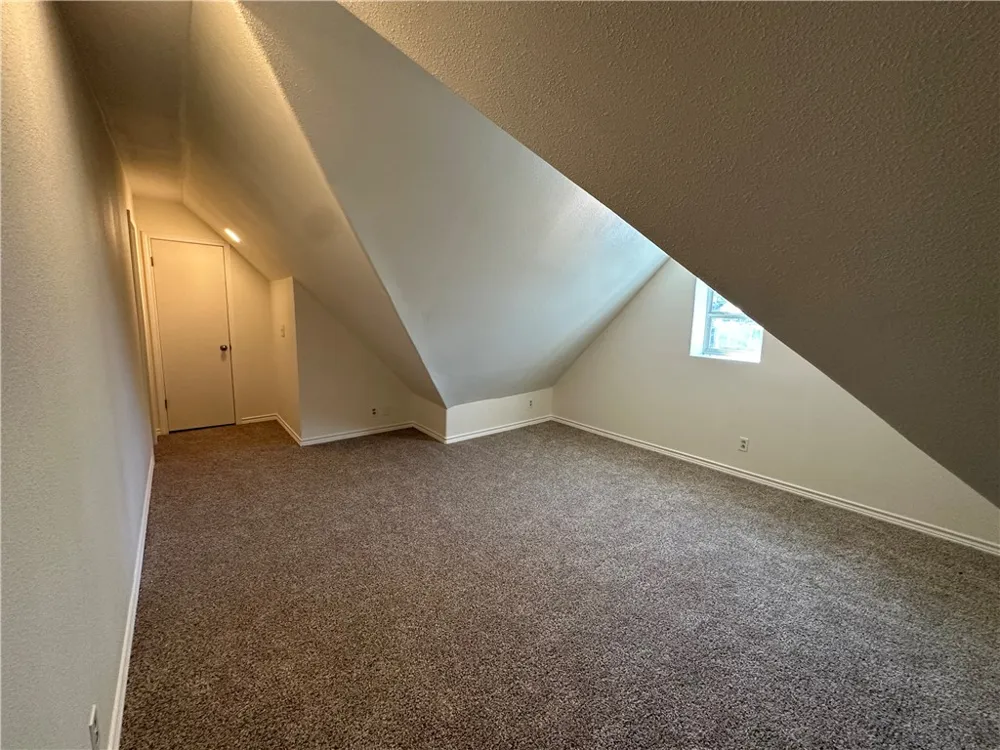 2616 EL CAMINO DR BayCity, TX 77414