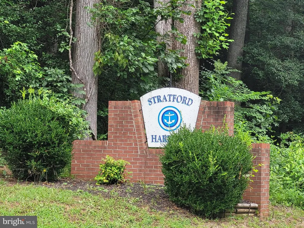 GROVE DR Montross, VA 22520