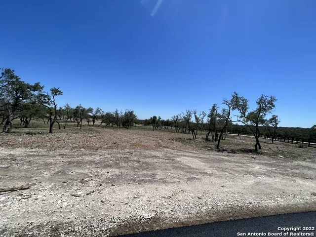 124 Brooklyn Dr NW Mountain Home, TX 78058