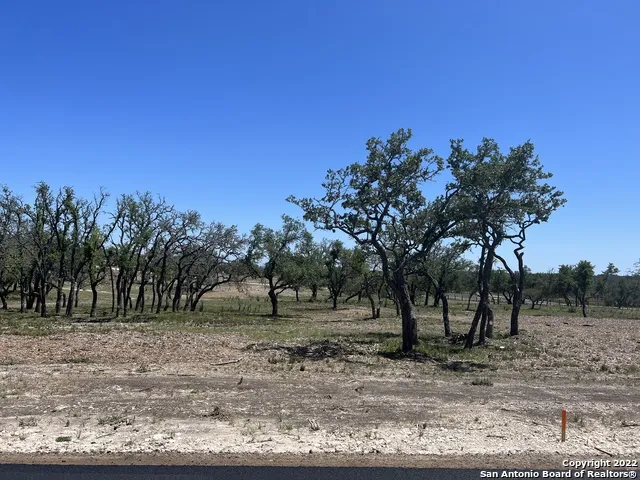 124 Brooklyn Dr NW Mountain Home, TX 78058