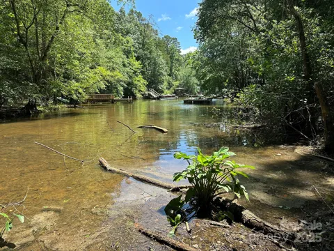 547 Stewart Rock Road
