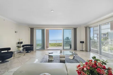 4180 Hwy A1a #305b