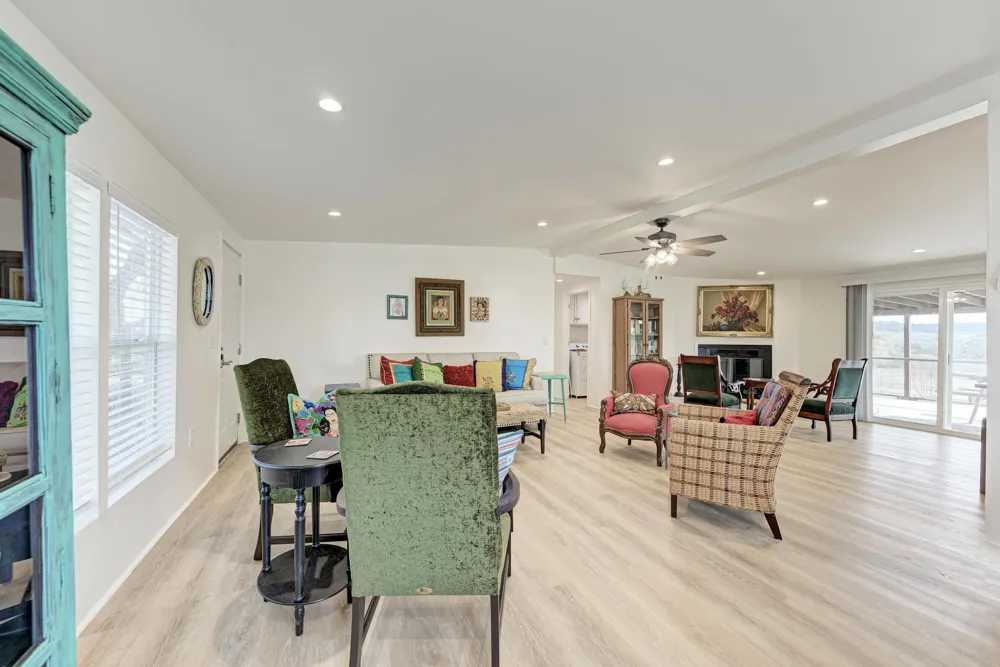 1395 Mountain Creek Road Marble Falls, TX 78654