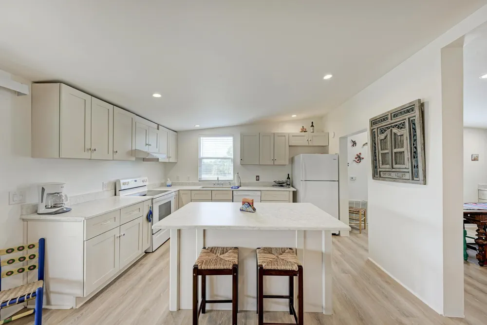 1395 Mountain Creek Road Marble Falls, TX 78654