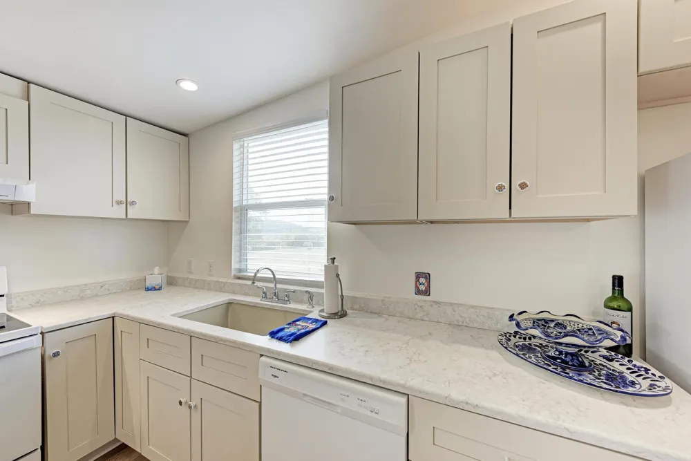 1395 Mountain Creek Road Marble Falls, TX 78654