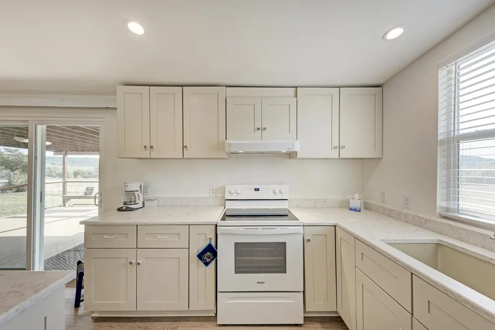 1395 Mountain Creek Road Marble Falls, TX 78654