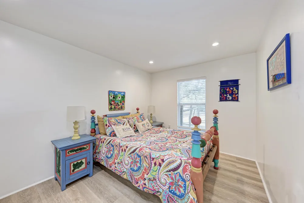 1395 Mountain Creek Road Marble Falls, TX 78654