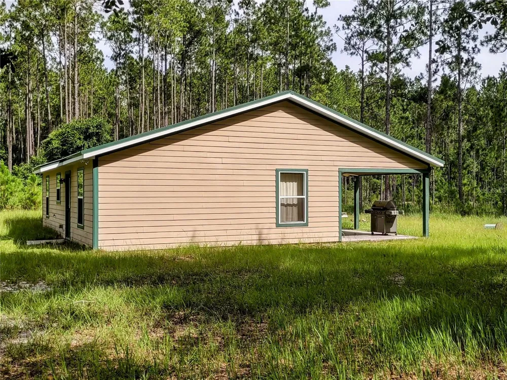 4651 NE 108TH PLACE Chiefland, FL 32626