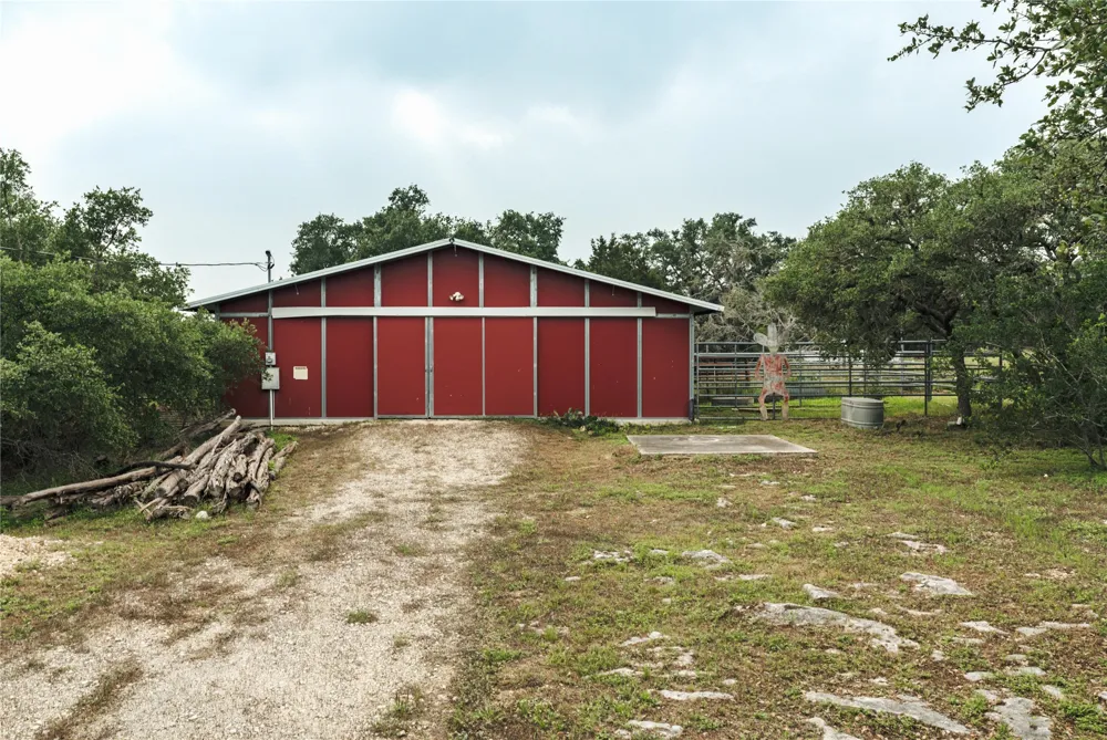 1218 Oakwood Loop San Marcos, TX 78666