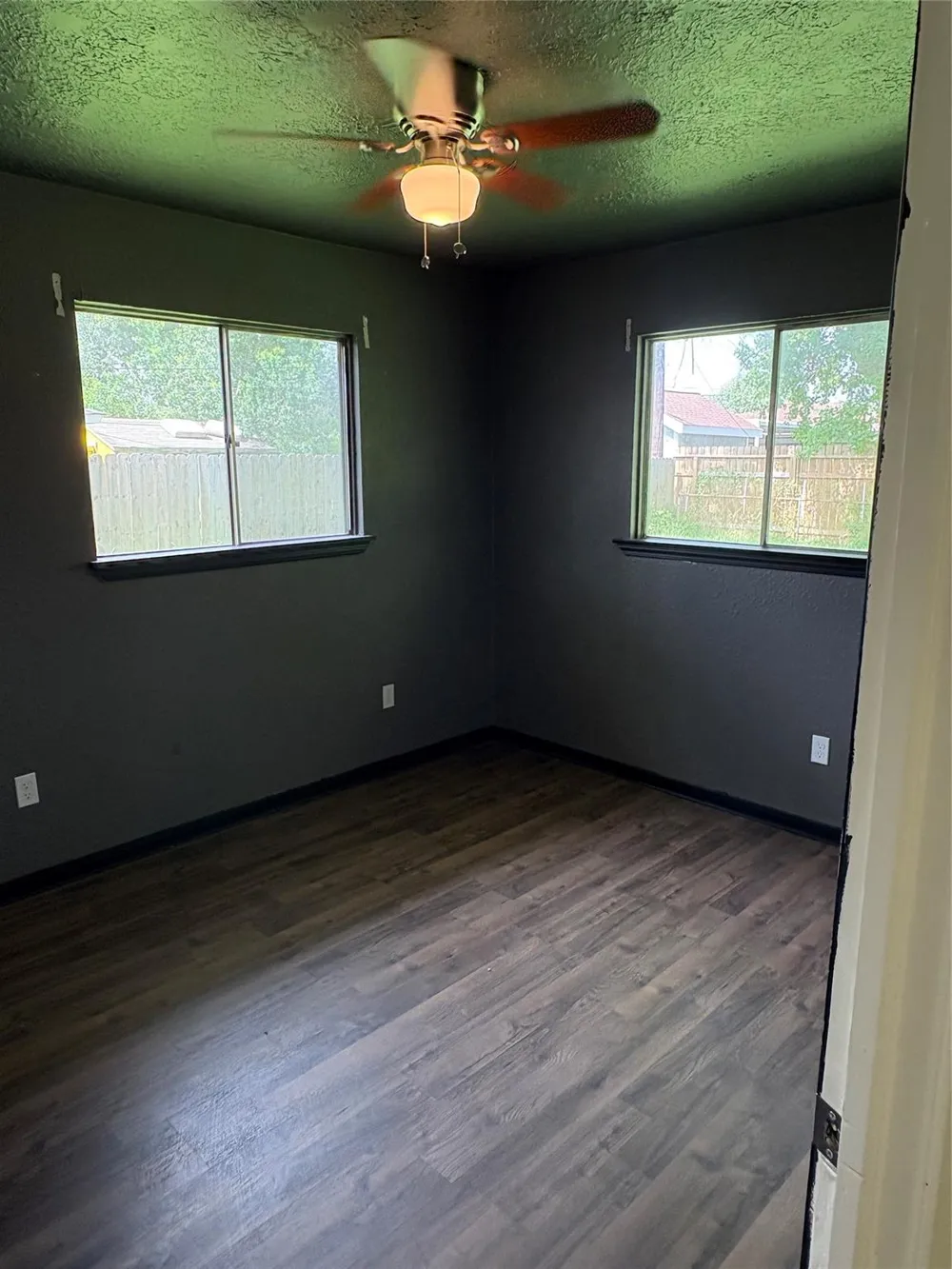 413 Betty Road South Houston, TX 77587