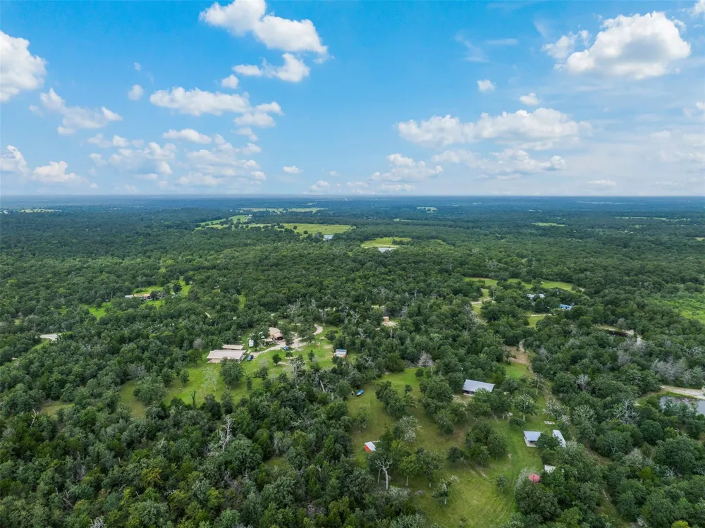 531 Moss Oak Drive Somerville, TX 77879