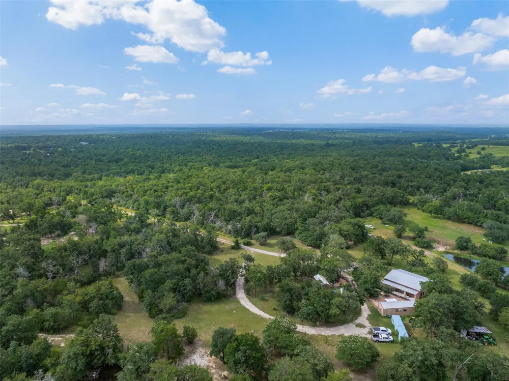 531 Moss Oak Drive Somerville, TX 77879