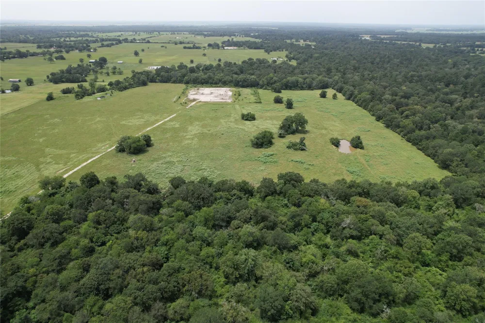 1306 County Road 3455a Lovelady, TX 75851
