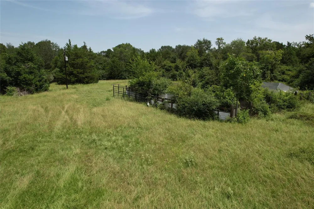 1306 County Road 3455a Lovelady, TX 75851