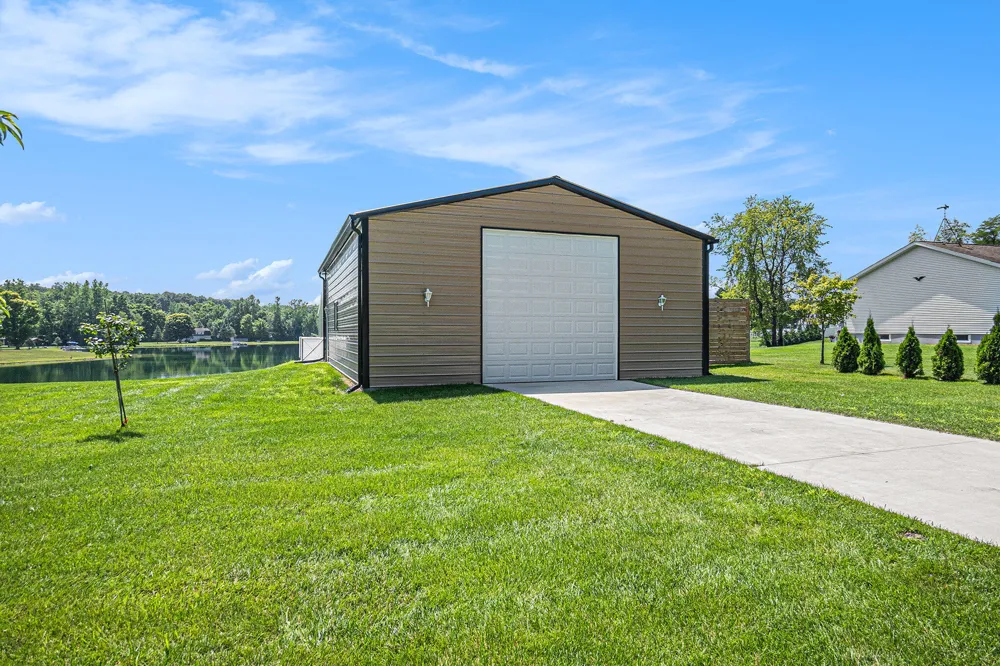 8683 E Hawley Road Hesperia, MI 49421