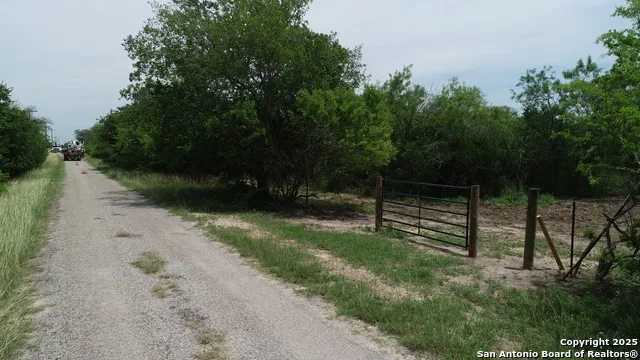 TBD T10 Pierce Rd Goliad, TX 77963