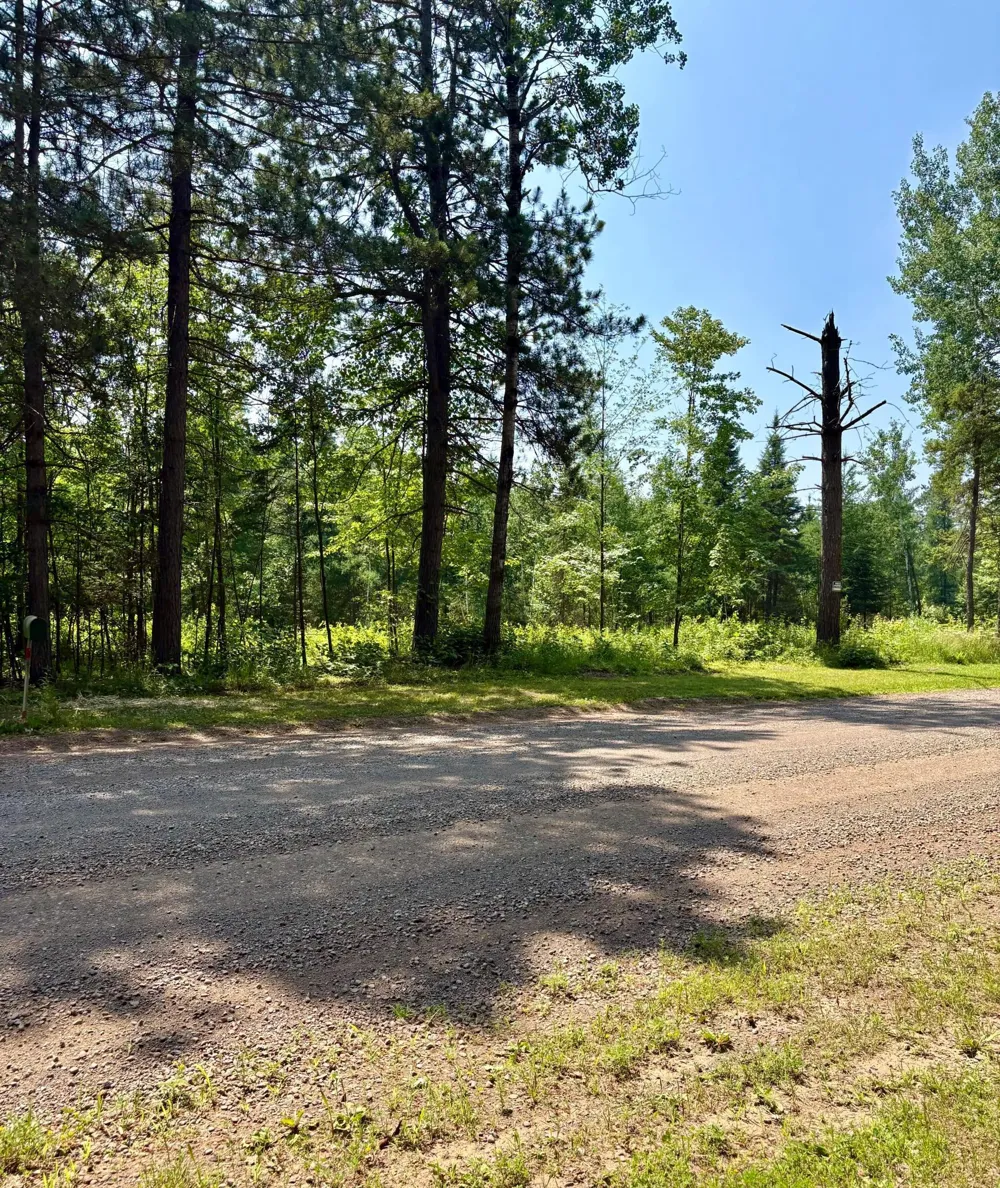 2594 County Road 8 Barnum, MN 55707
