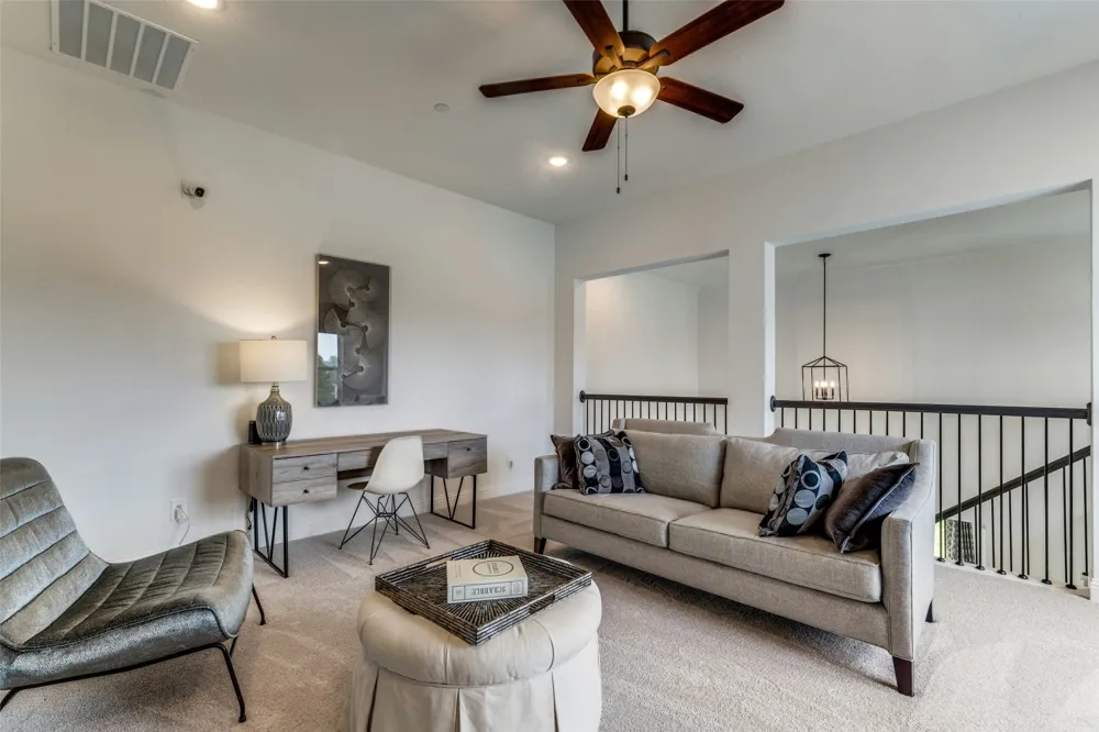 974 Reeves Drive DeSoto, TX 75115