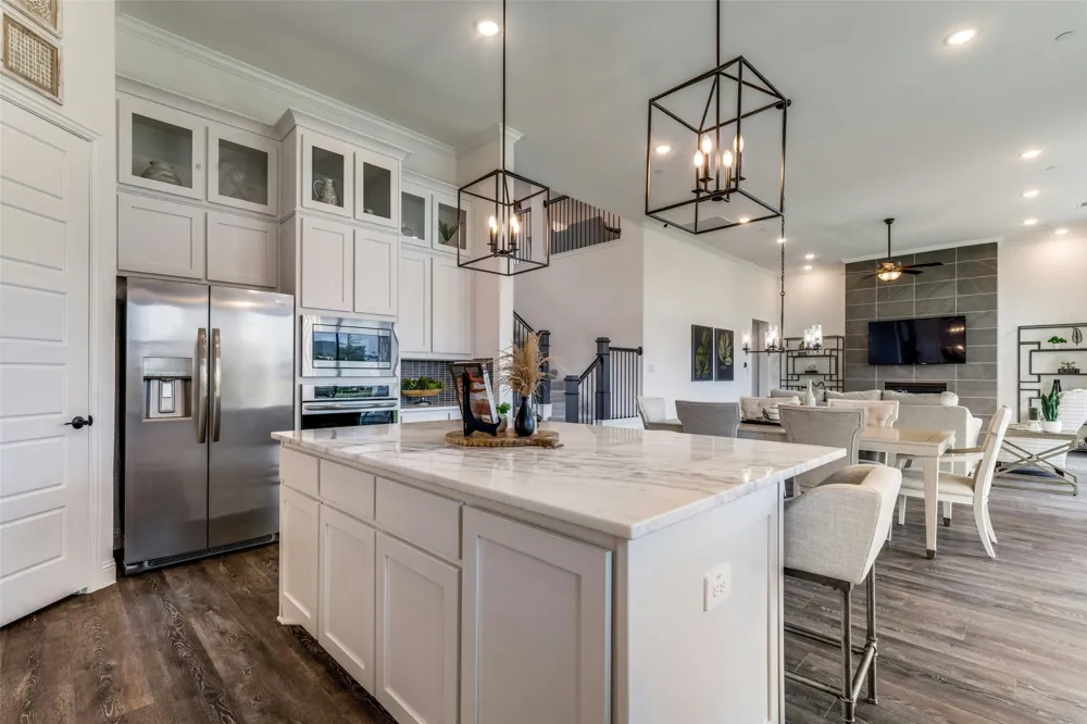 974 Reeves Drive DeSoto, TX 75115