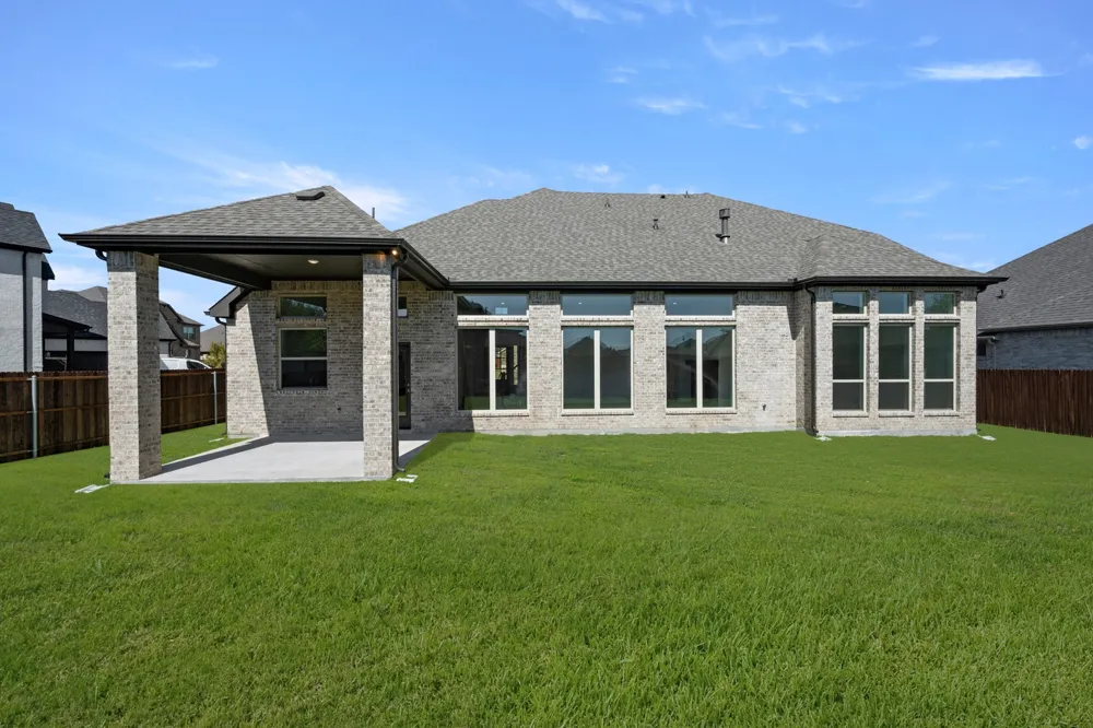 974 Reeves Drive DeSoto, TX 75115
