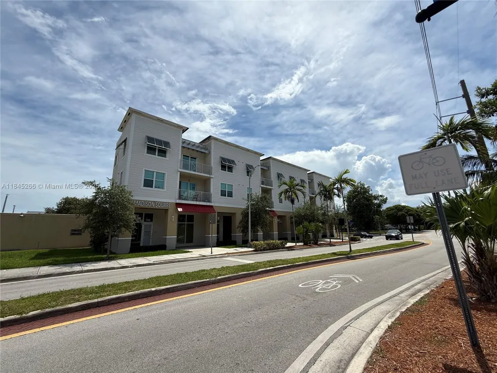 Address Not Shown South Miami, FL 33143