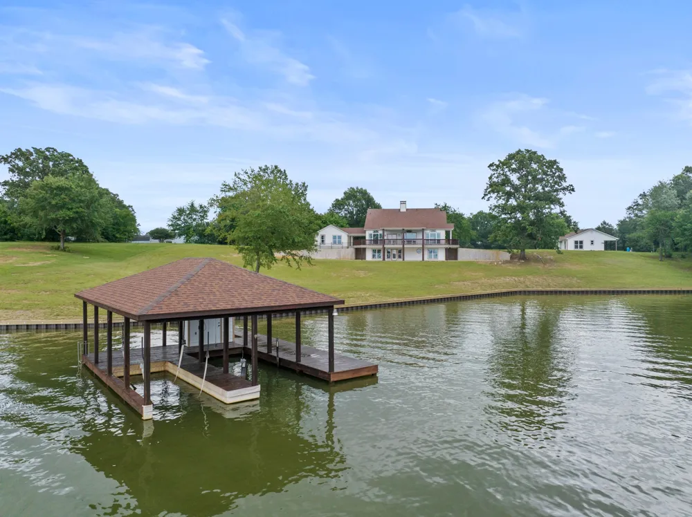1930 CR 2320 Pittsburg, TX 75686