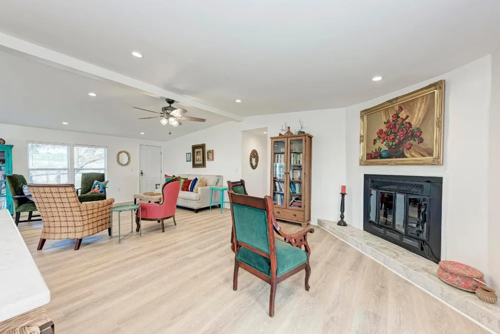 1395 Mountain Creek Road Marble Falls, TX 78654
