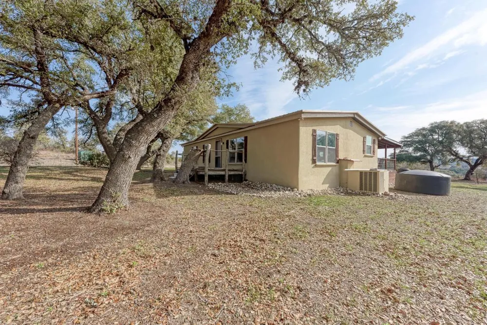 1395 Mountain Creek Road Marble Falls, TX 78654