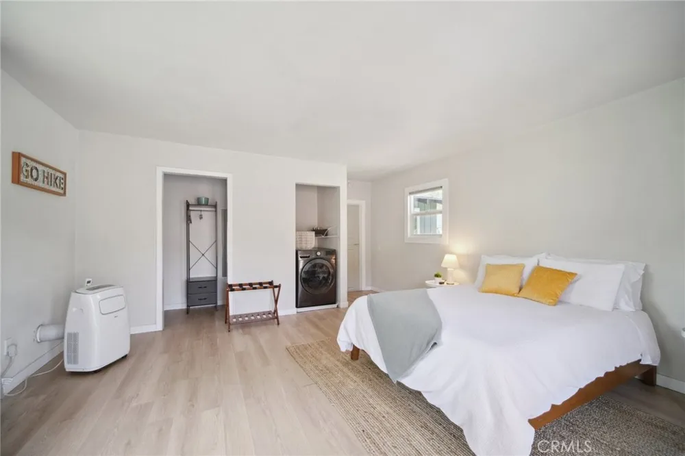 18133 Ellstree Drive Lake Hughes, CA 93532